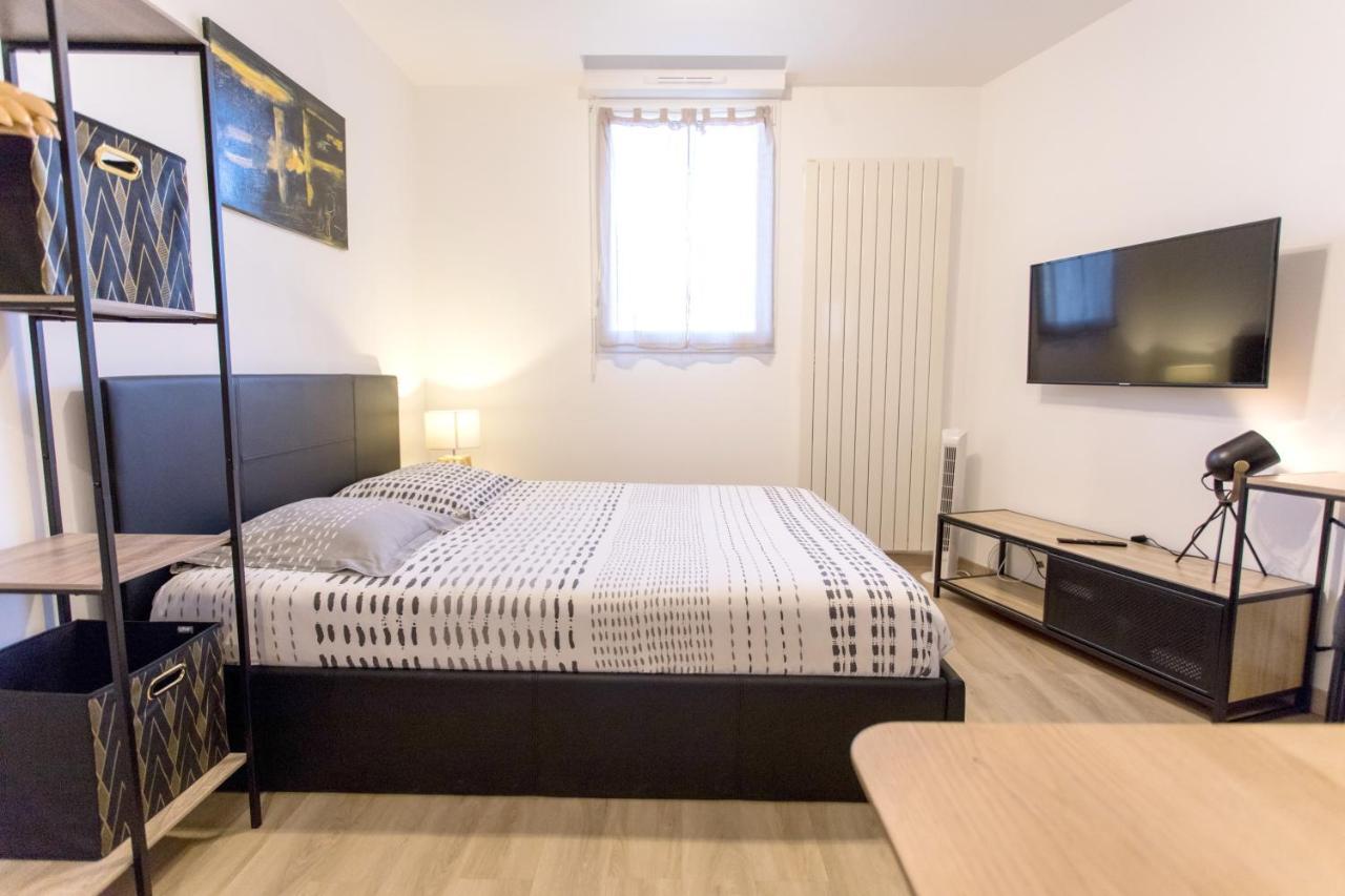 Апартаменты Le Brivet ☆ Hypercentre ☆ Parking ☆ Terrasse Поншато Экстерьер фото